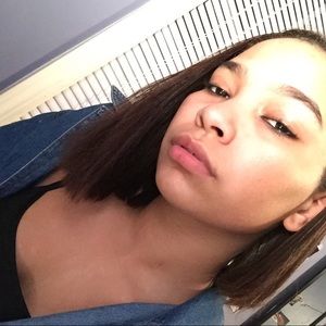 Meet your Posher, Aryana